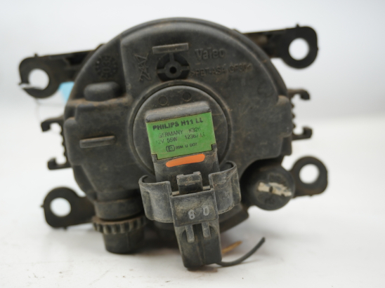 PHARE ANTIBROUILLARD AVG