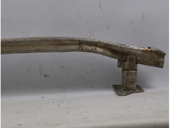 RENFORT PARE-CHOC AV