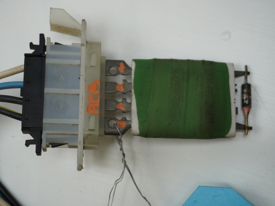 RESISTANCE DE CHAUFFAGE