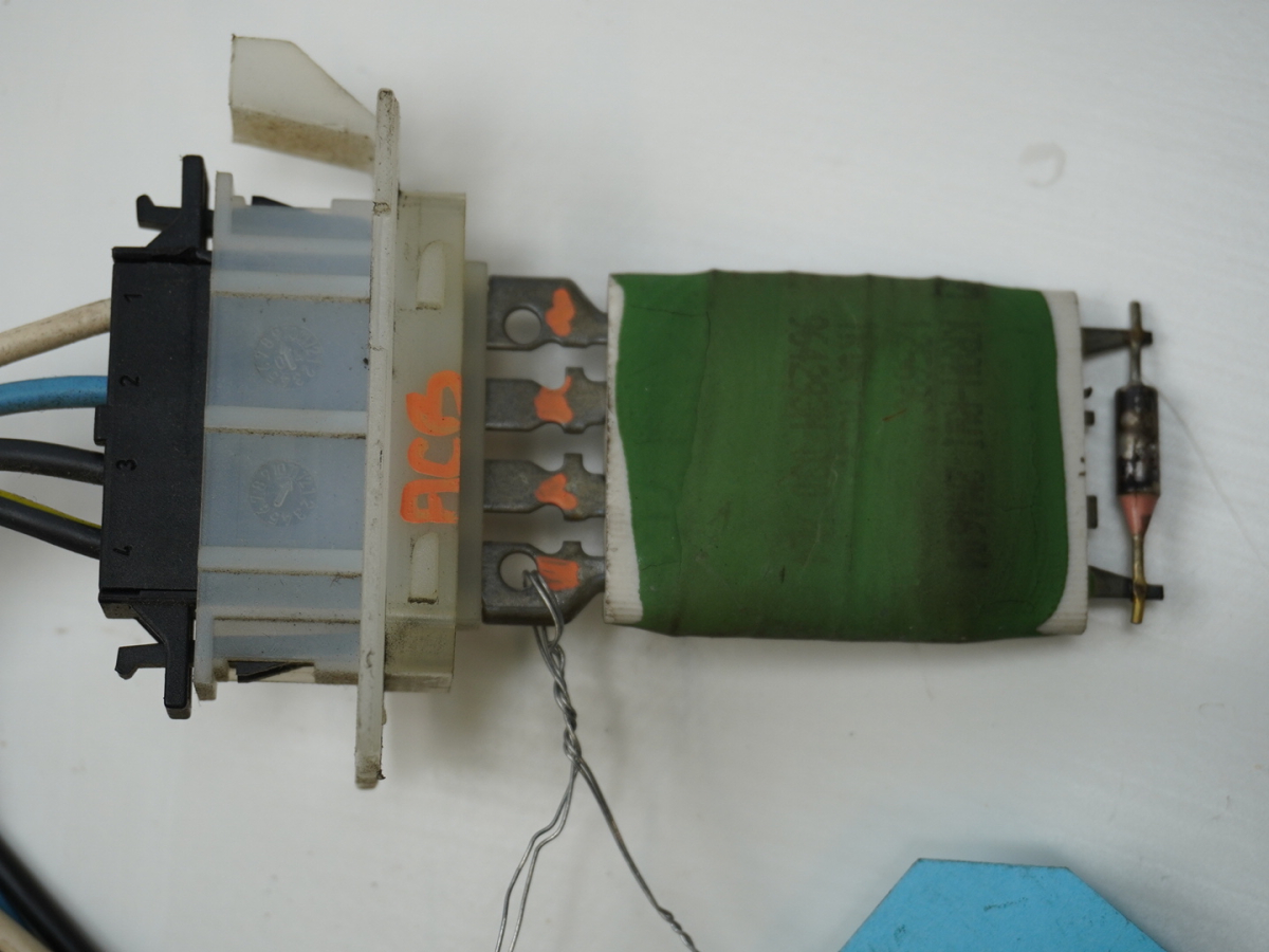 RESISTANCE DE CHAUFFAGE