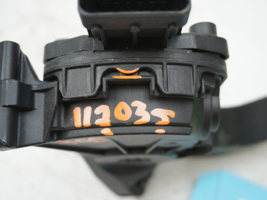 POTENTIOMETRE ACCELERATEUR