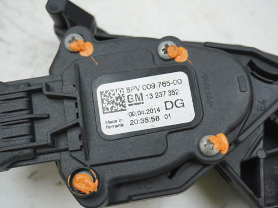 POTENTIOMETRE ACCELERATEUR