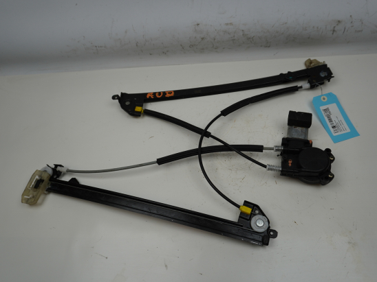 MECANISME+MOTEUR LEVE-GLACE AVD