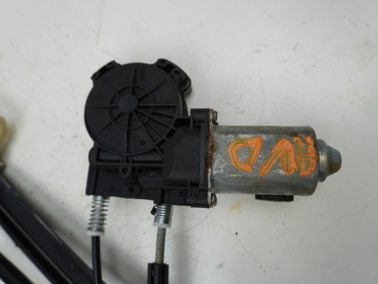 MECANISME+MOTEUR LEVE-GLACE AVD