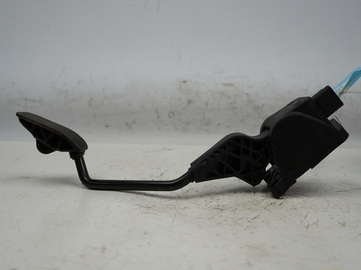 POTENTIOMETRE ACCELERATEUR