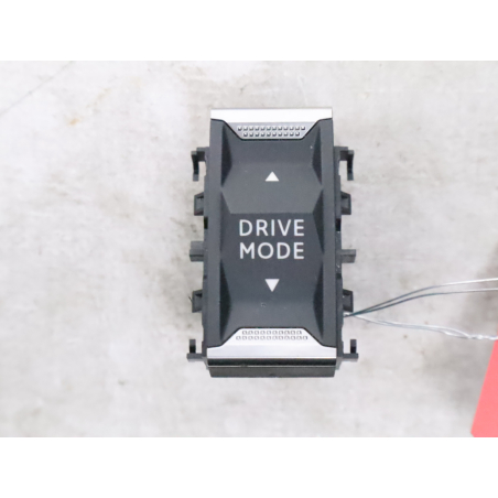 Commande mode de conduite occasion PEUGEOT 2008 II Phase 1 - 1.5 BlueHDI 130ch