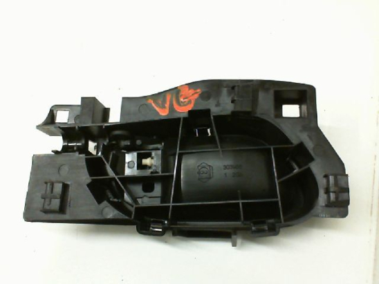 POIGNEE INT PORTE AVG