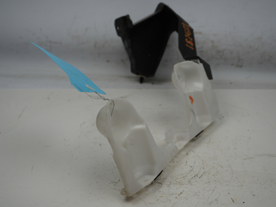 SUPPORT D PARE-CHOC AV