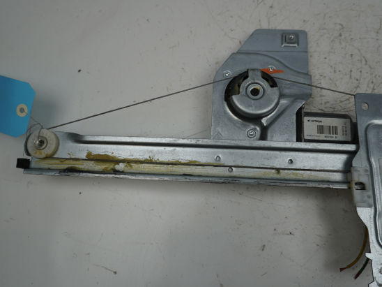 MECANISME+MOTEUR LEVE-GLACE AVD