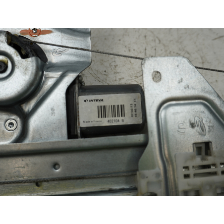 MECANISME+MOTEUR LEVE-GLACE AVD