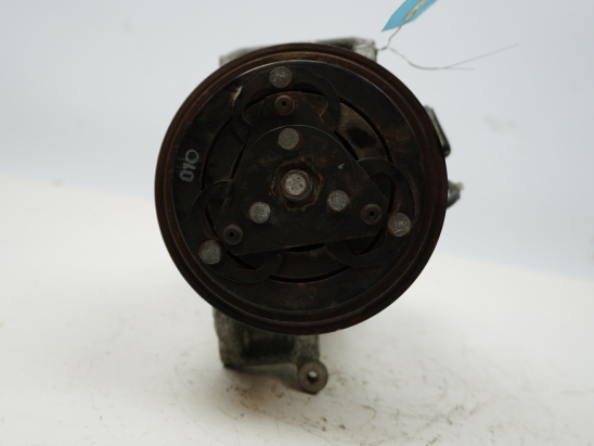 COMPRESSEUR AIR CONDITIONNE