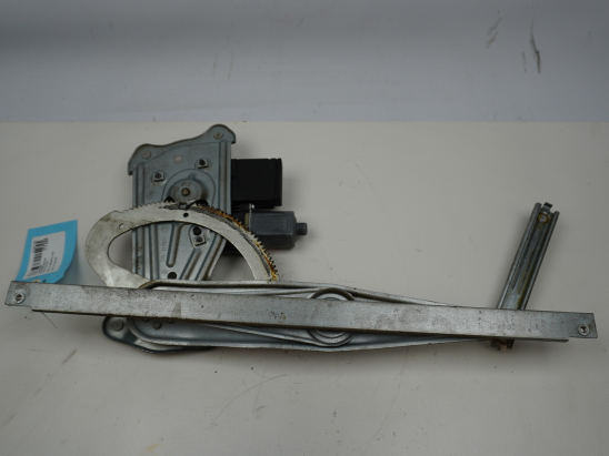 MECANISME+MOTEUR LEVE-GLACE AVD