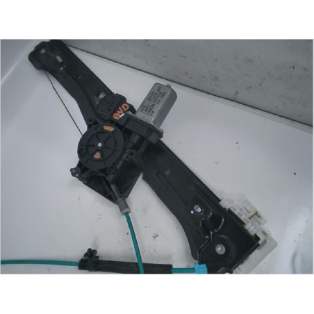 MECANISME+MOTEUR LEVE-GLACE AVD