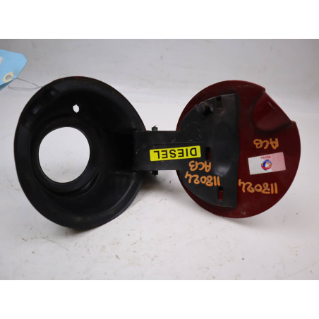 VOLET DE TRAPPE CARBURANT