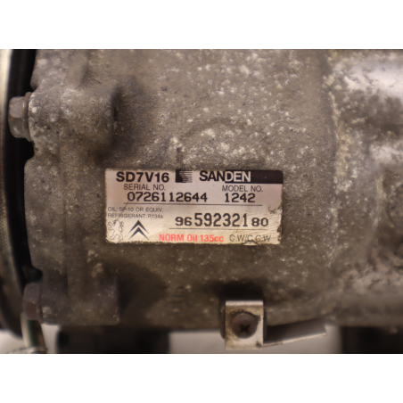 COMPRESSEUR AIR CONDITIONNE