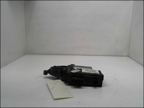 MOTEUR LEVE-VITRE AVD