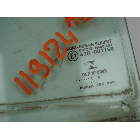 Vitre fixe porte arrière droite occasion RENAULT CLIO II Phase 2 - 1.6 16v