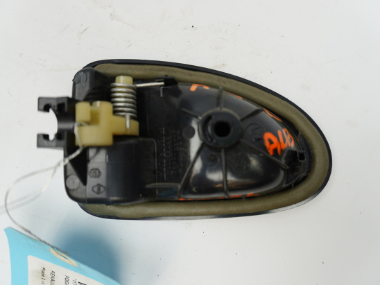 POIGNEE INT PORTE AVD