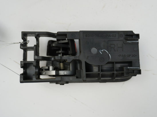 POIGNEE INT PORTE AVD