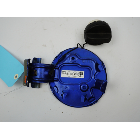 VOLET DE TRAPPE CARBURANT