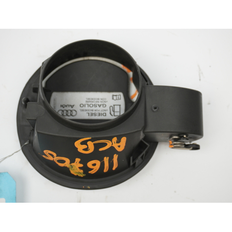 VOLET DE TRAPPE CARBURANT