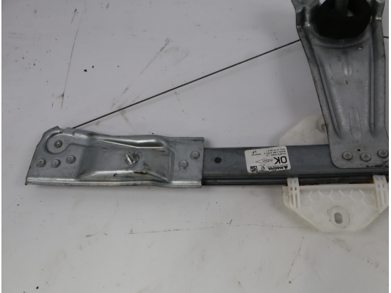 MECANISME LEVE-GLACE AVG