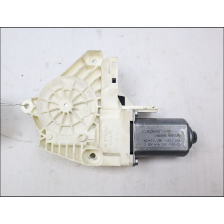 MOTEUR LEVE-VITRE AVG