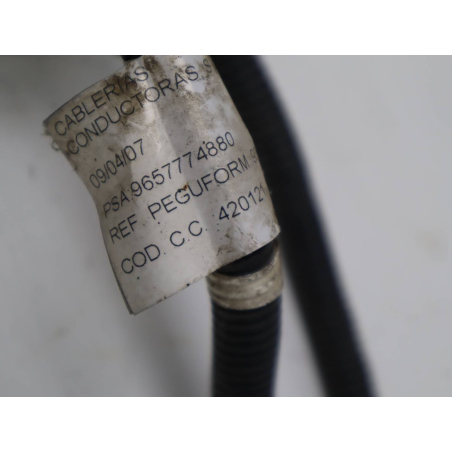 CAPTEUR AIDE STATIONNEMENT AV