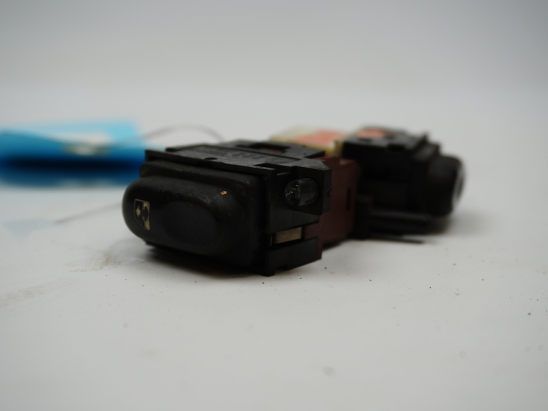 COMMANDE LEVE-GLACE PORTE AVG