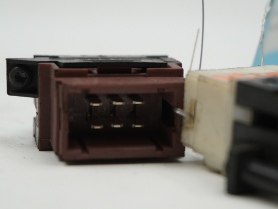 COMMANDE LEVE-GLACE PORTE AVG