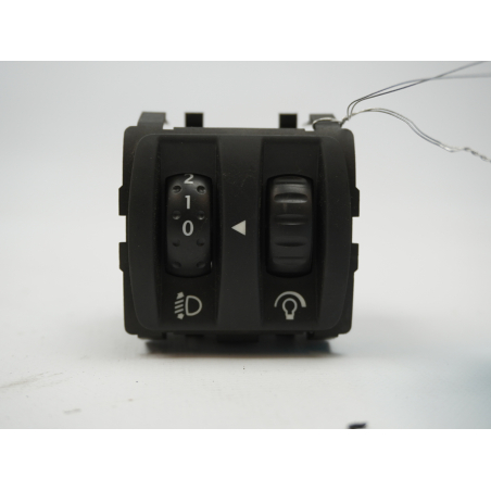 Interrupteur commande de phares occasion RENAULT TWINGO II Phase 1 - 1.5 DCI 85ch