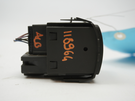 Interrupteur commande de phares occasion RENAULT TWINGO II Phase 1 - 1.5 DCI 85ch