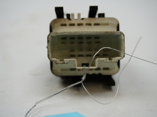 COMMANDE LEVE-GLACE PORTE AVG