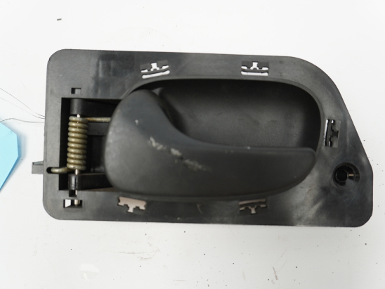 POIGNEE INT PORTE AVG