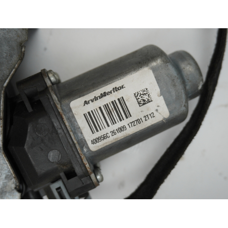 MECANISME+MOTEUR LEVE-GLACE AVD