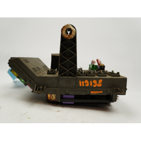 Platine fusible habitacle (BSI) occasion RENAULT LAGUNA I Phase 1 - 1.8