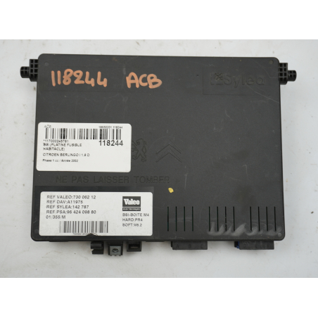 BSI (PLATINE FUSIBLE HABITACLE)