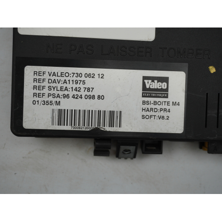 BSI (PLATINE FUSIBLE HABITACLE)