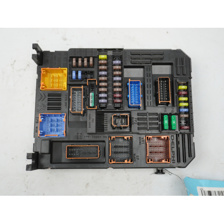 BSI (PLATINE FUSIBLE HABITACLE)