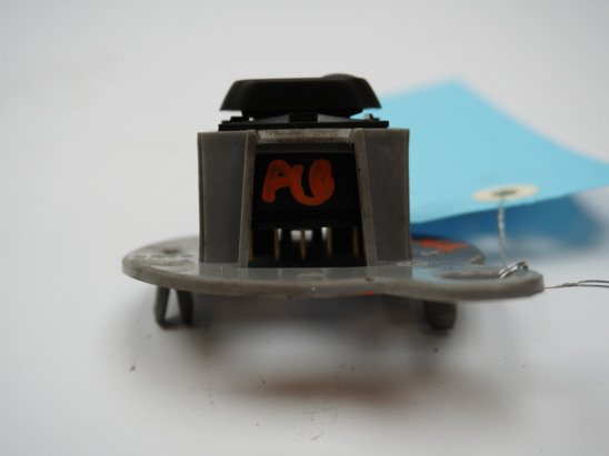 COMMANDE LEVE-GLACE PORTE ARD