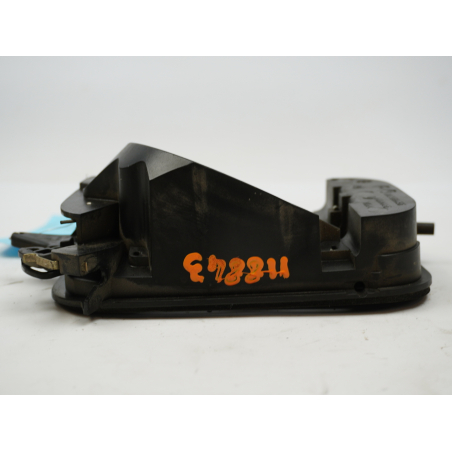 VOLET DE TRAPPE CARBURANT