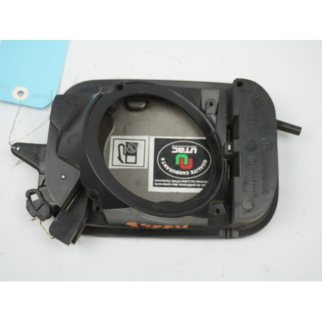 VOLET DE TRAPPE CARBURANT