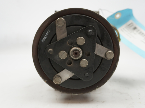 COMPRESSEUR AIR CONDITIONNE