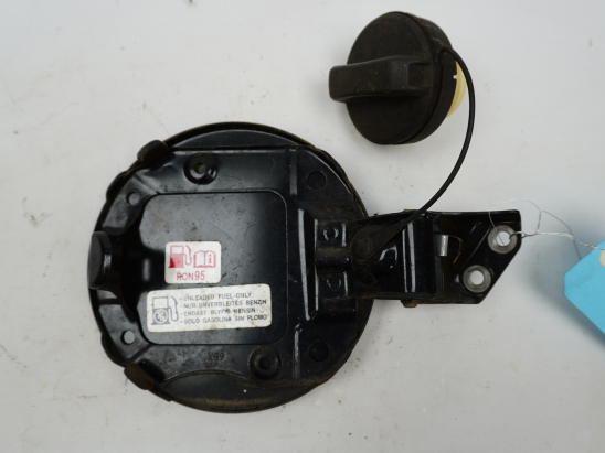 VOLET DE TRAPPE CARBURANT