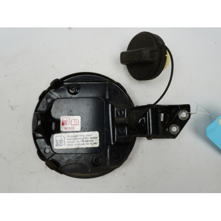 VOLET DE TRAPPE CARBURANT