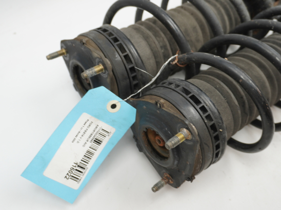 Amortisseur avant droit occasion FORD FIESTA V Phase 1 - 1.3i