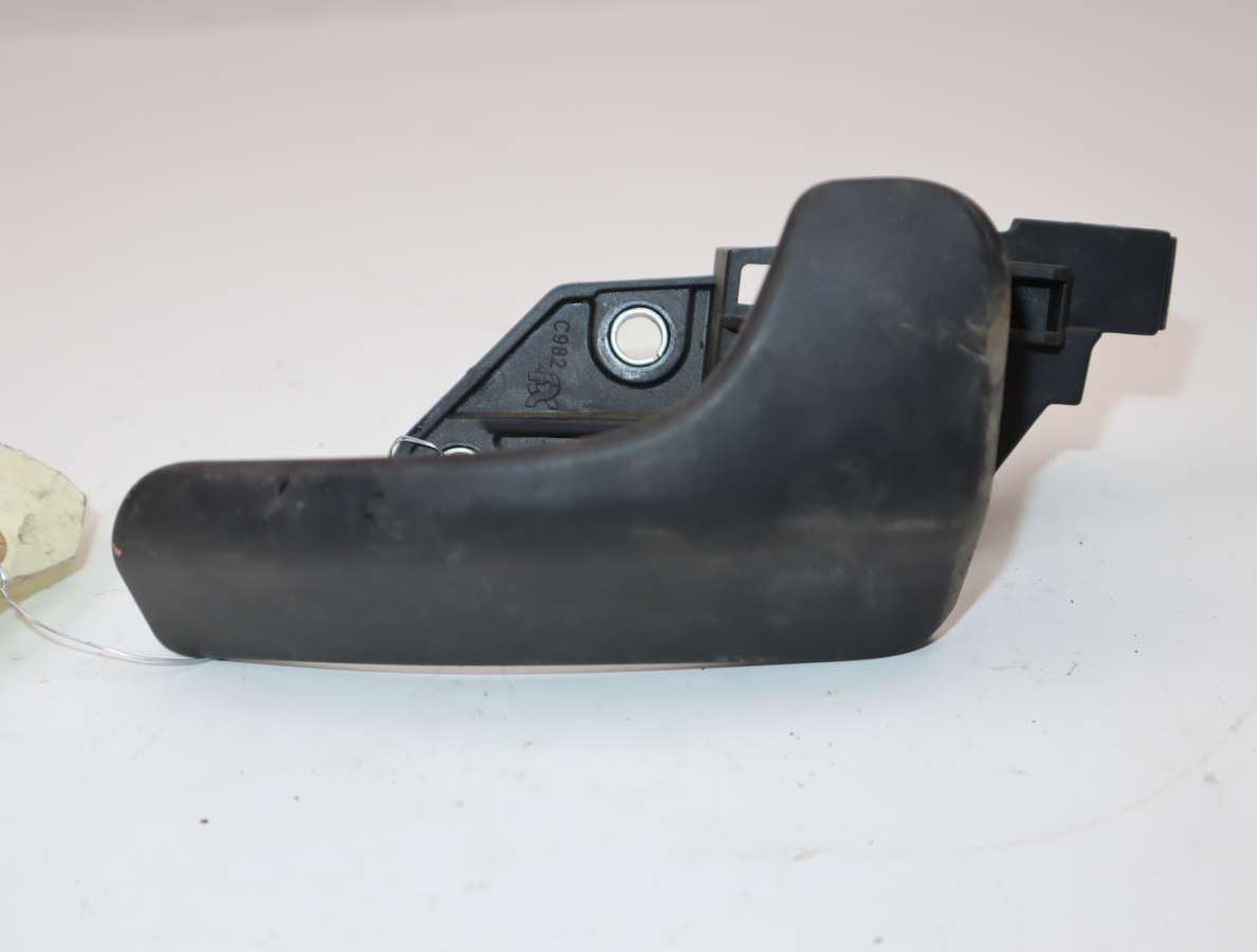 POIGNEE INT PORTE AVD