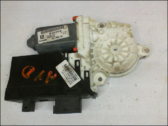 MOTEUR LEVE-VITRE AVD