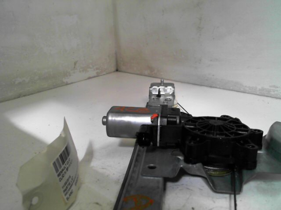 MECANISME+MOTEUR LEVE-GLACE AVG