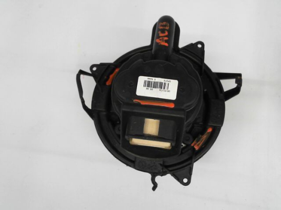 VENTILATEUR DE CHAUFFAGE